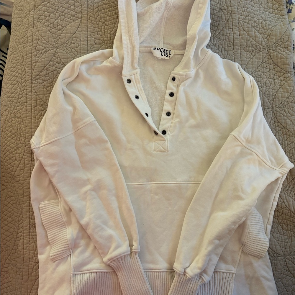 BUCKETLIST Cream Hoodie Sweater